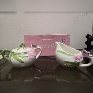 Floral Creamer and Sugar Set